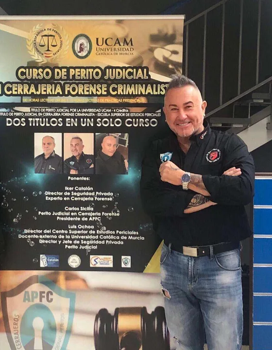 Carlos Sicilia, instructor de cerrajería forense